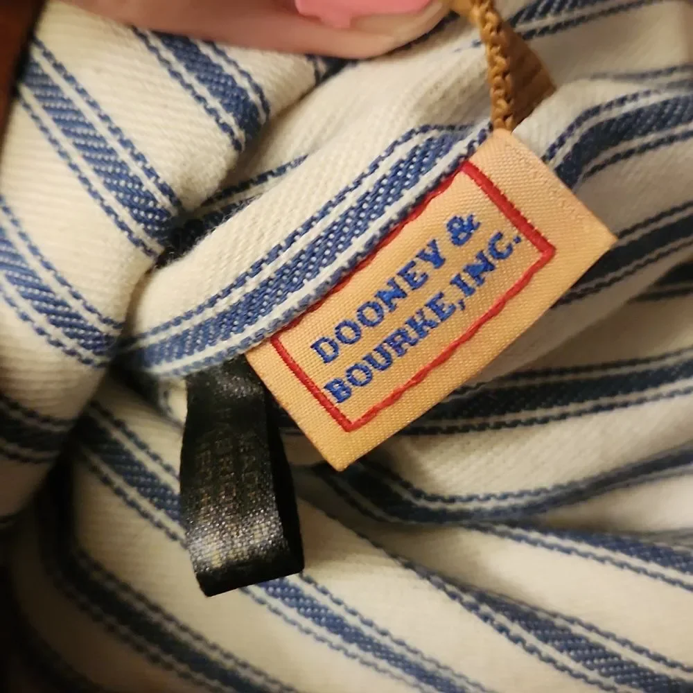 Dooney & Bourke 